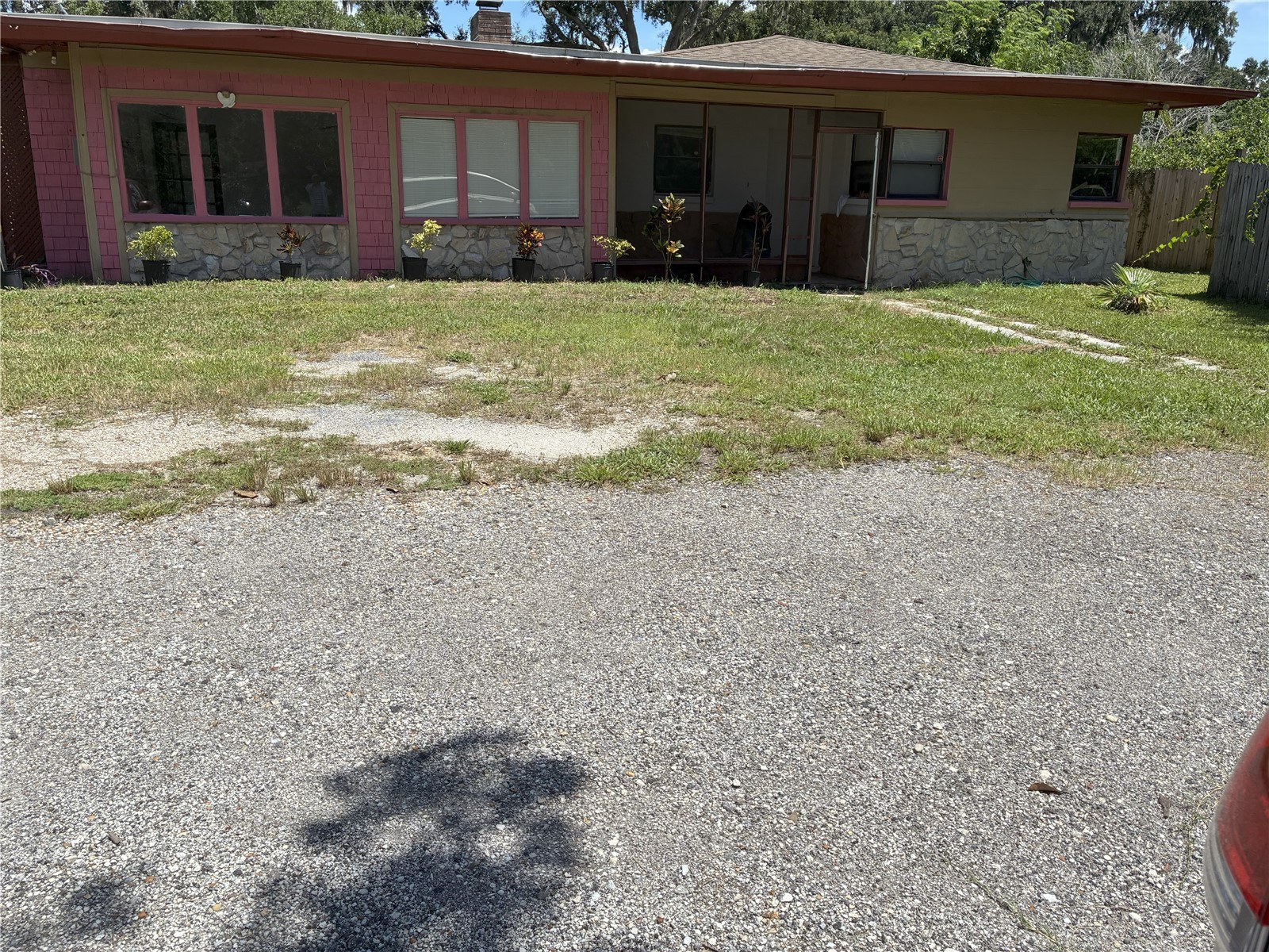 3016 BLOOMINGDALE AVENUE
