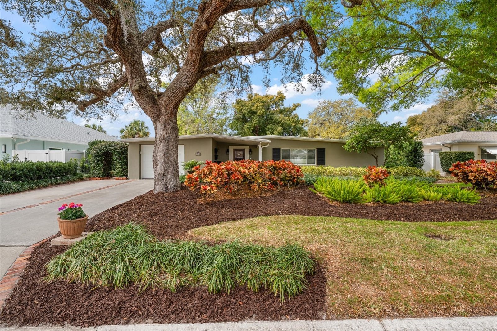 1718 MEREDITH LANE