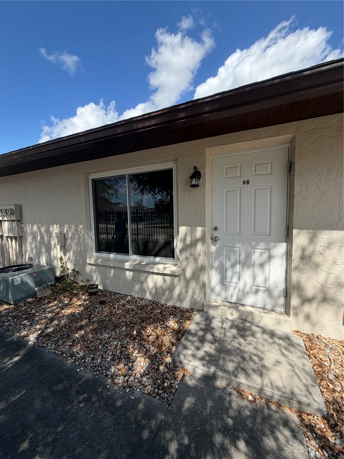 21150 GERTRUDE AVENUE H6