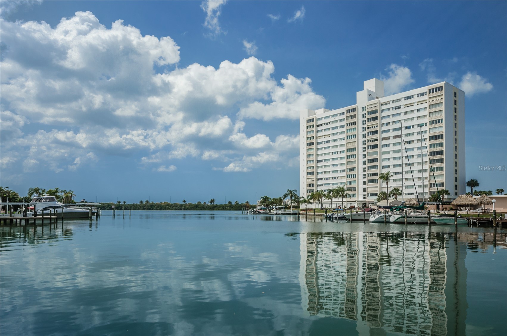 31 ISLAND WAY 508