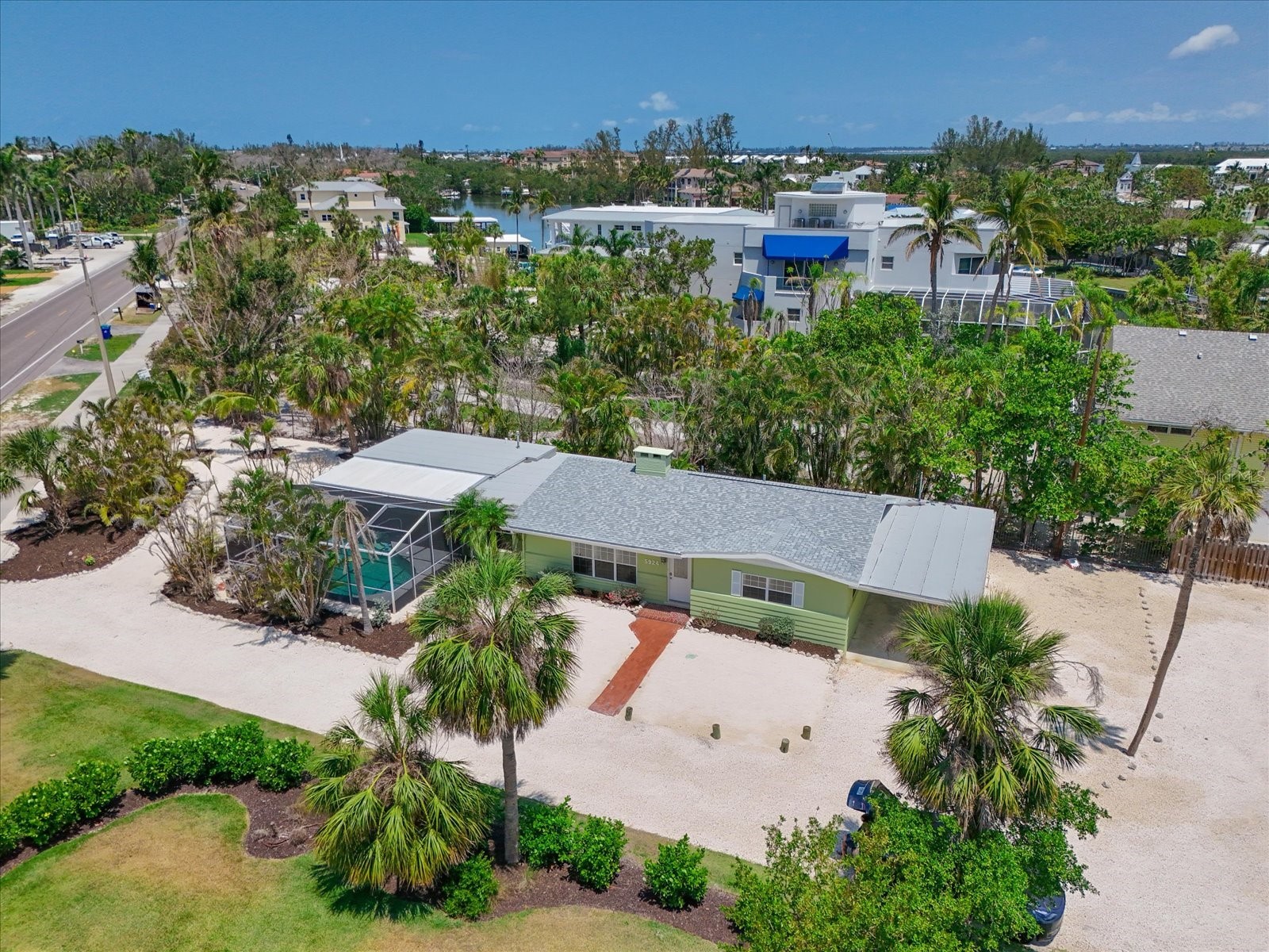 5924 GULF OF MEXICO DRIVE