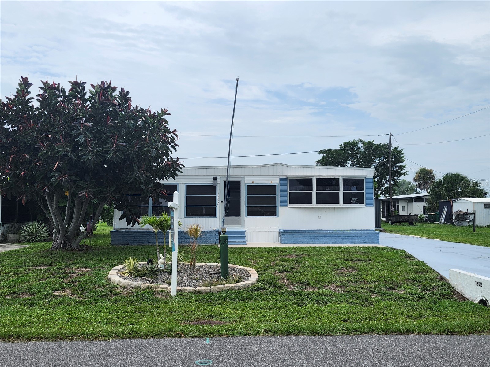 1252 KINGFISHER DRIVE