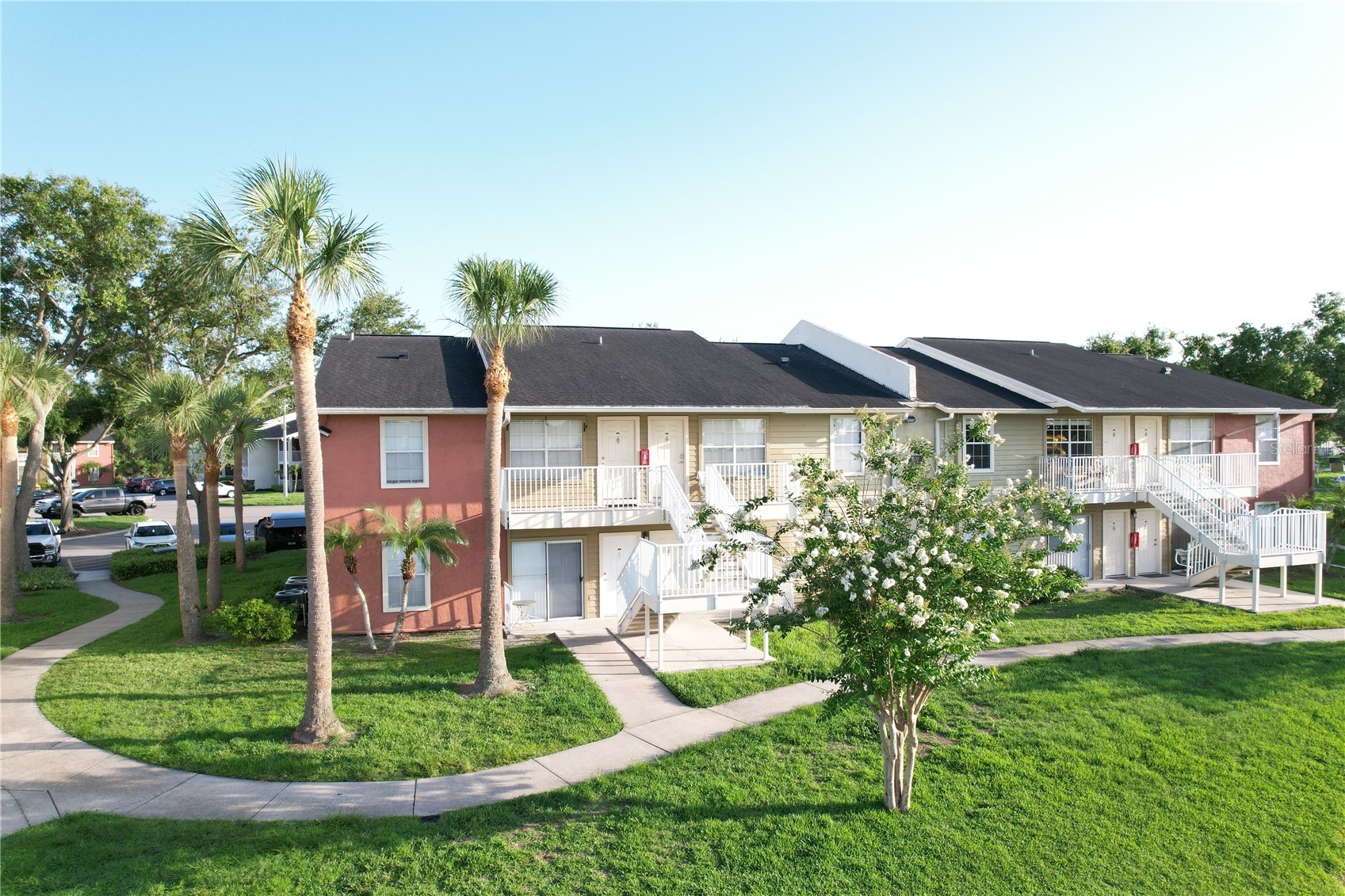 220 LAKE PARSONS GREEN 206