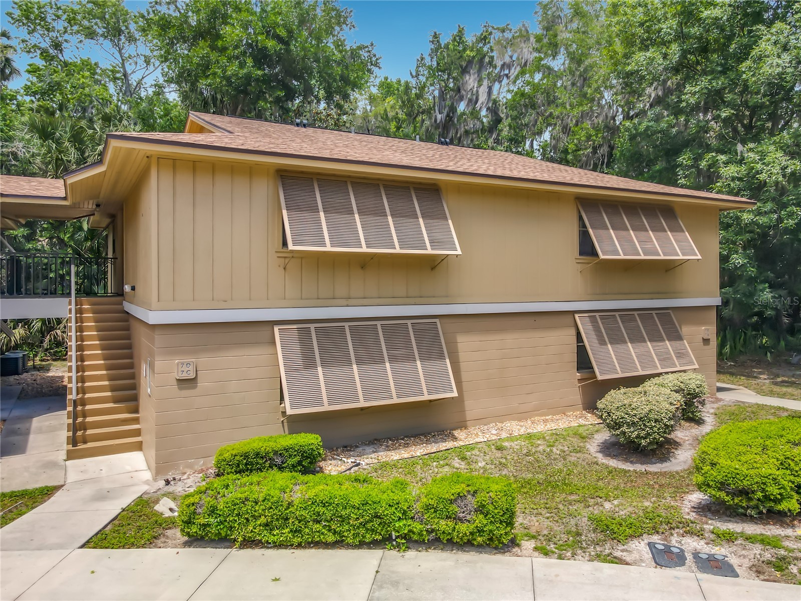 110 CYPRESS WOODS COURT 7D
