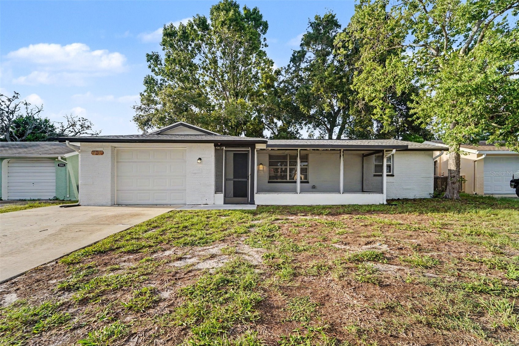 7207 SANDALWOOD DRIVE