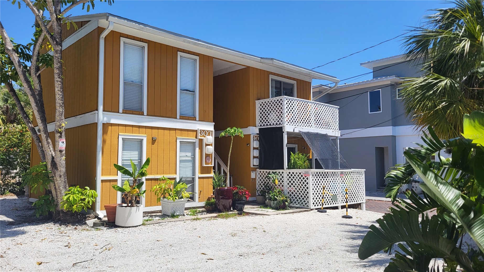 301 S OSPREY AVENUE