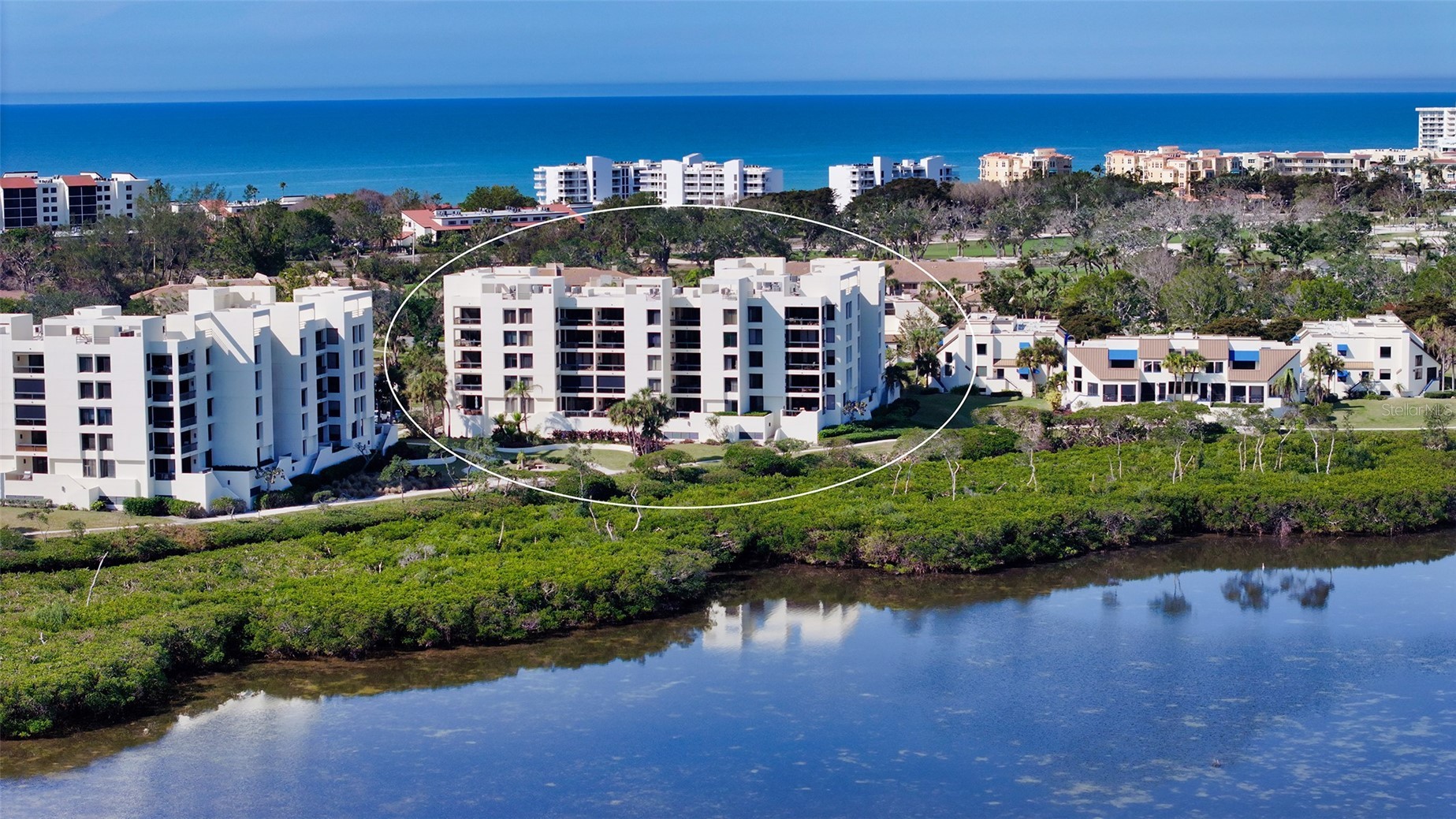 1932 HARBOURSIDE DRIVE 244