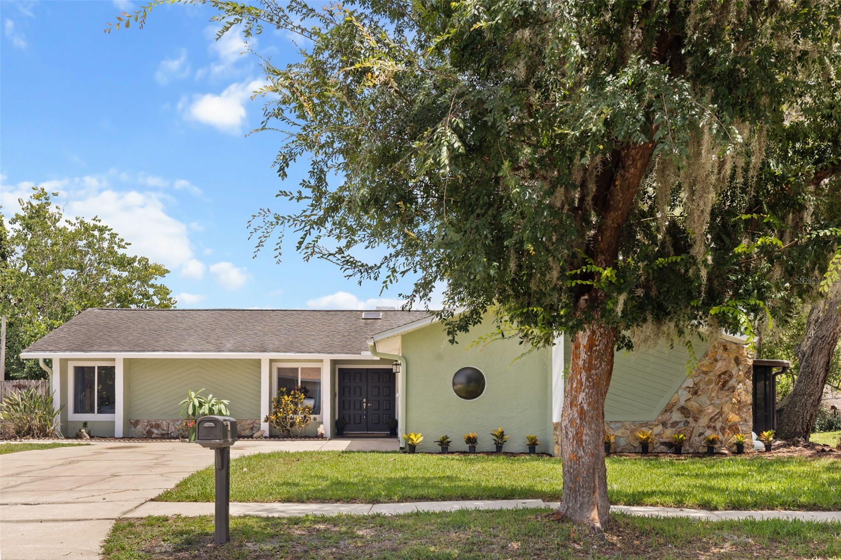 12512 WILLOW TREE AVENUE