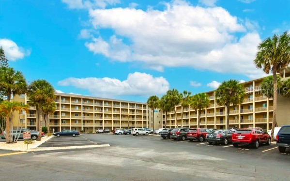3753 LAKE BAYSHORE DRIVE 305