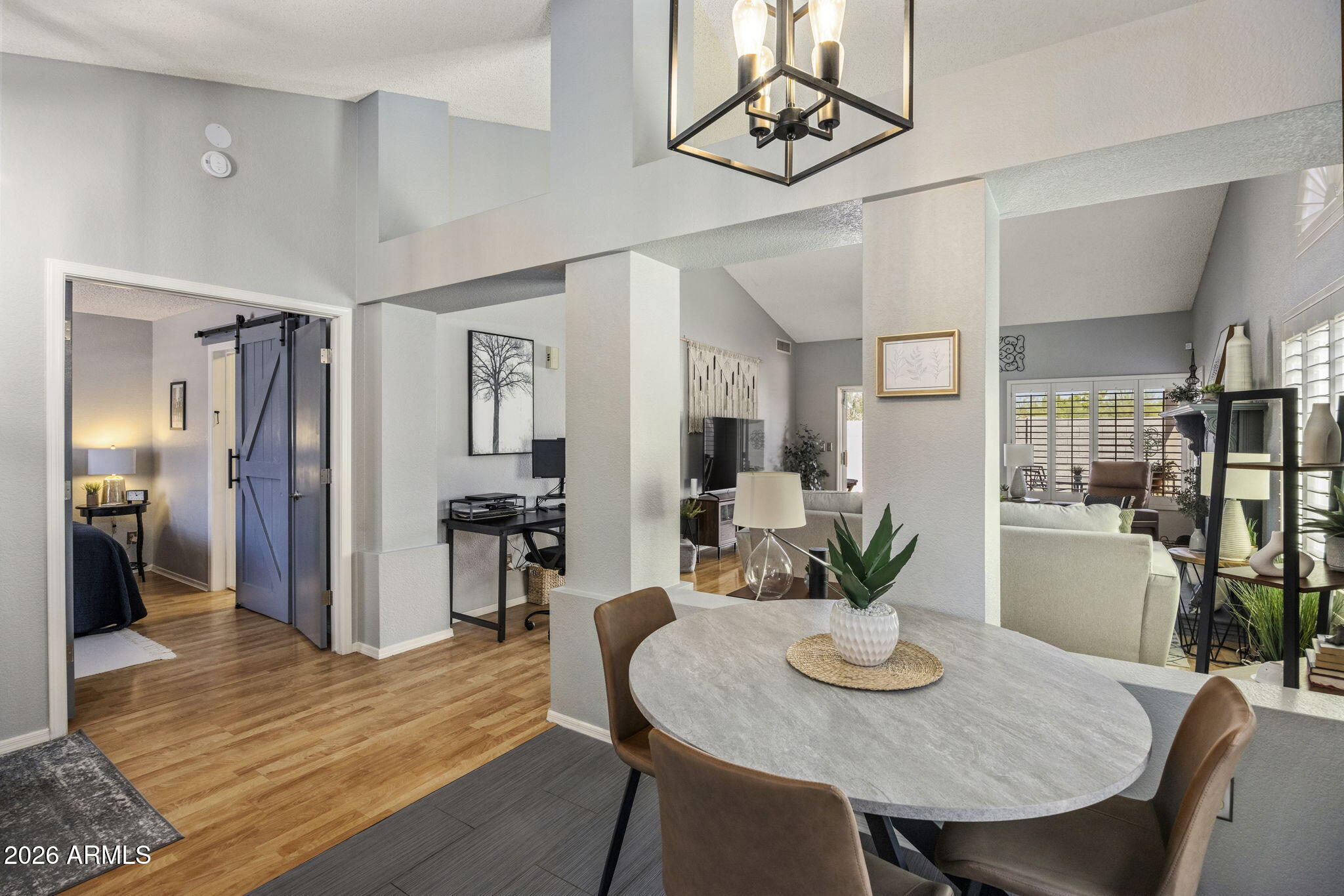 1030 E VILLA THERESA Drive, Phoenix, AZ 85022