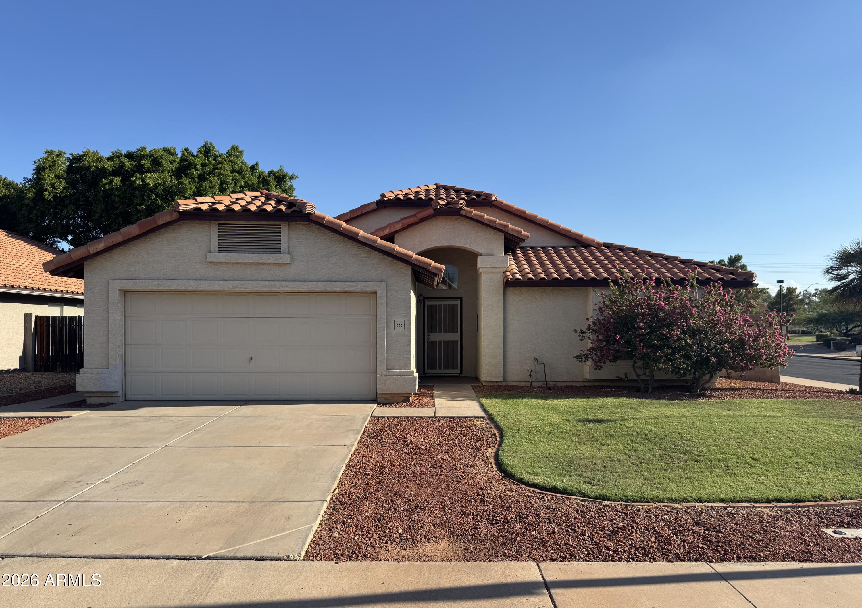 663 W Nopal Avenue, Mesa, AZ 85210