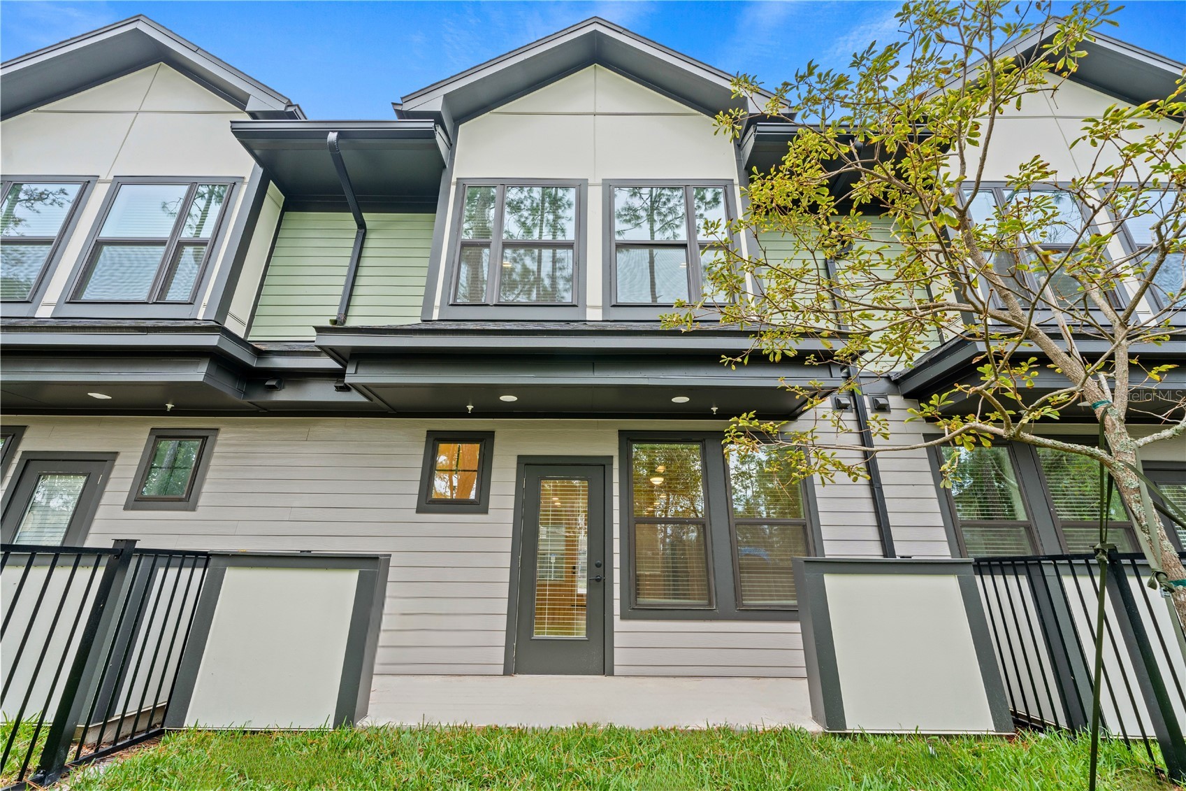 2285 CROWN VILLAGE ROAD TH1