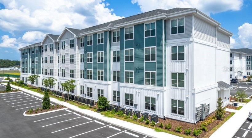 18772 GRAND LIVE OAK BOULEVARD A2.1