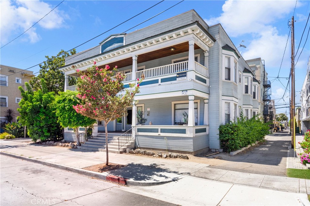 419 Cedar