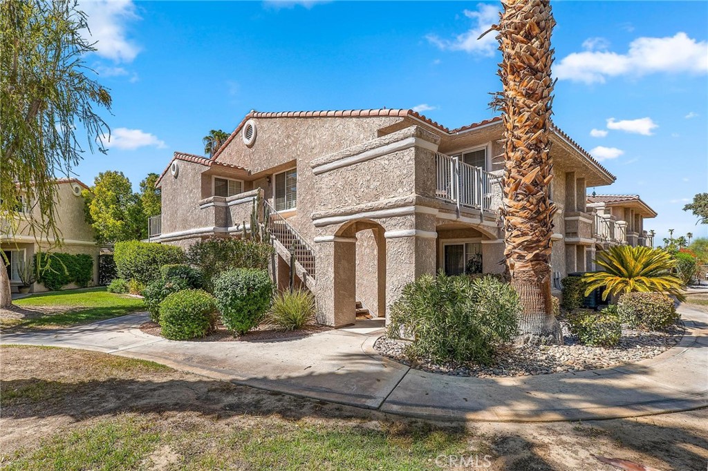 2700 E Mesquite F34