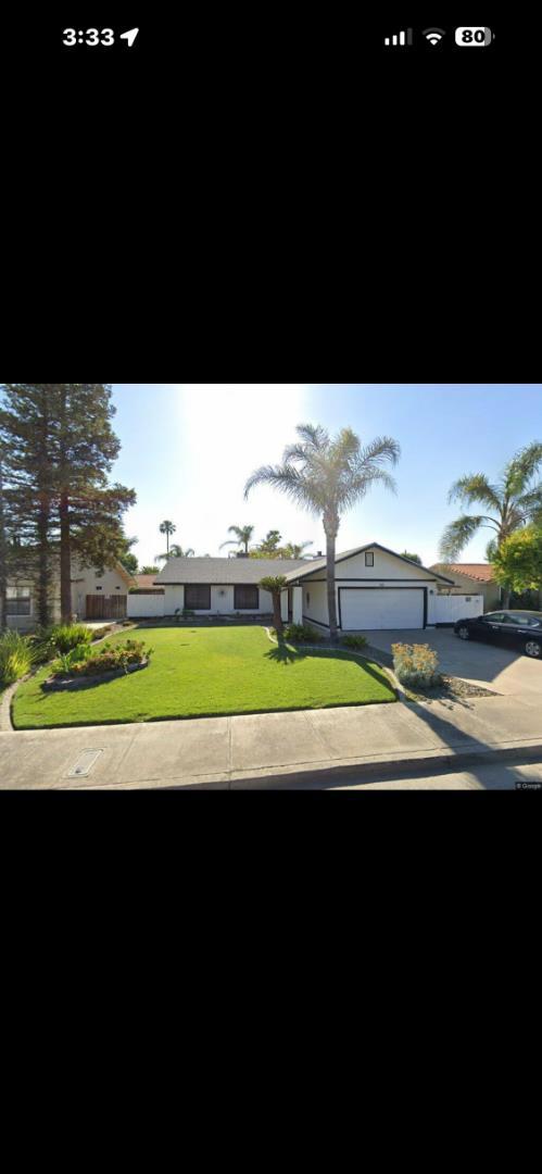 515 N Santa Monica Street