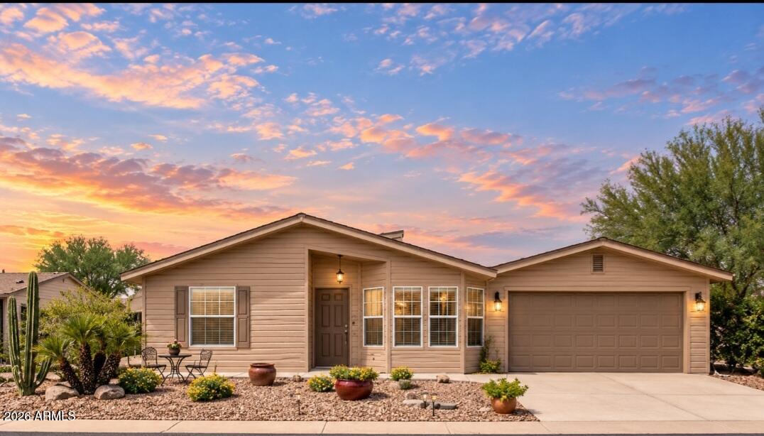 3301 S GOLDFIELD Road 1017, Apache Junction, AZ 85119