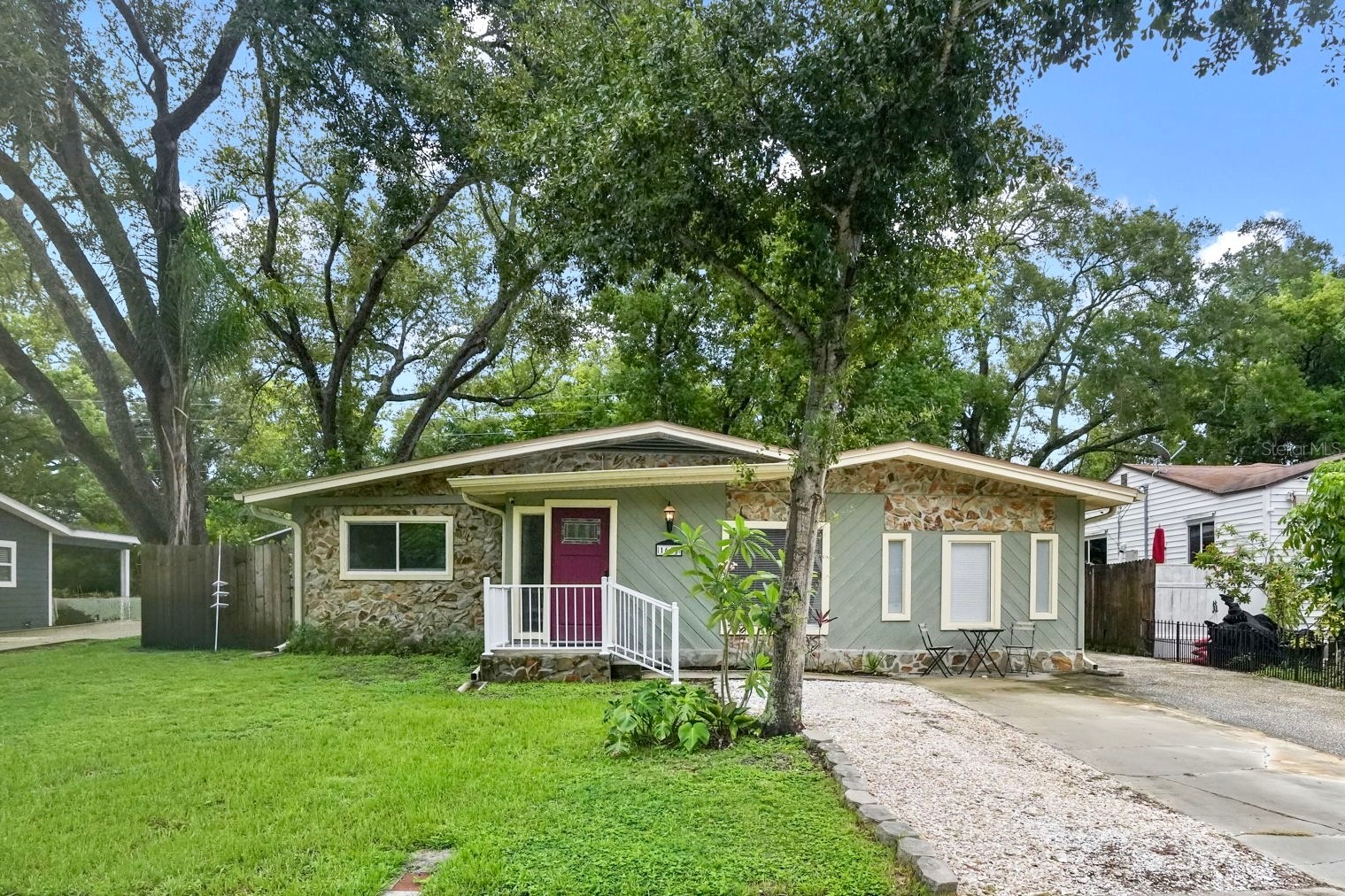 1663 SAN MATEO DRIVE