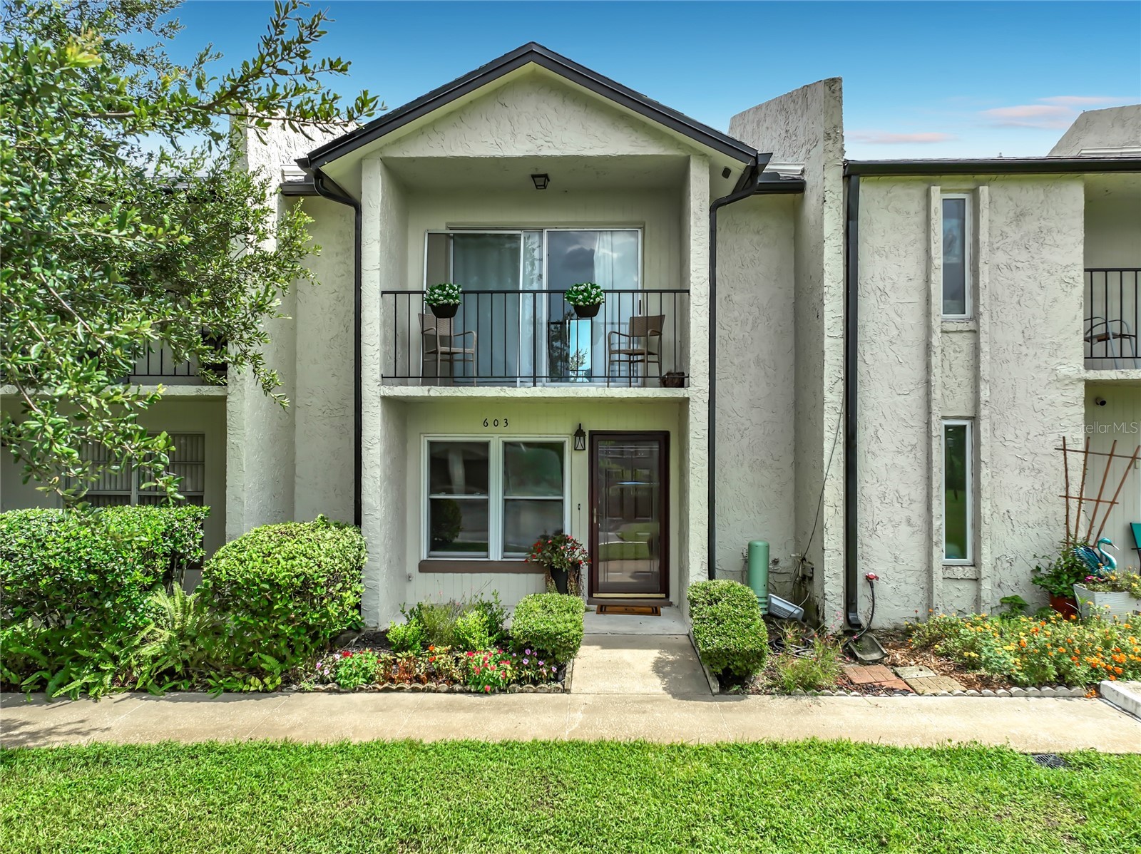 603 WAVERLY LANE 405B
