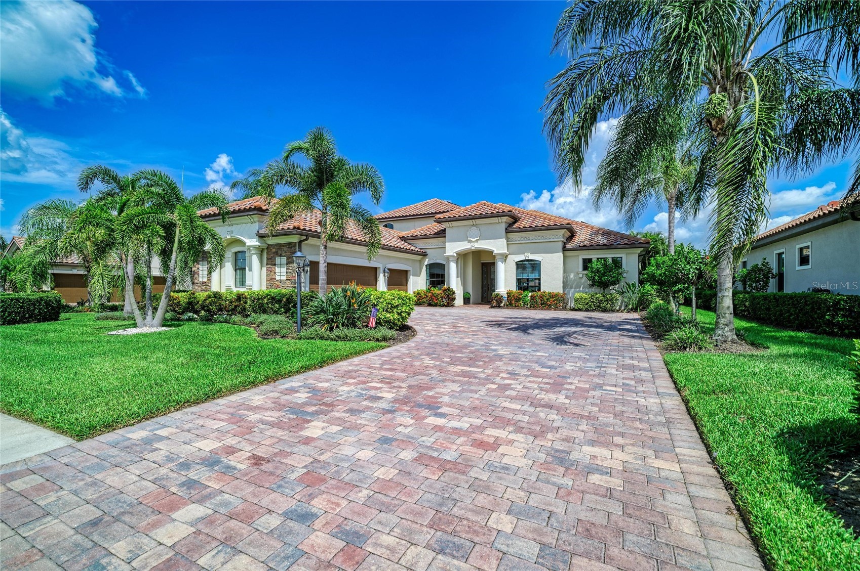 5664 CLOVERLEAF RUN