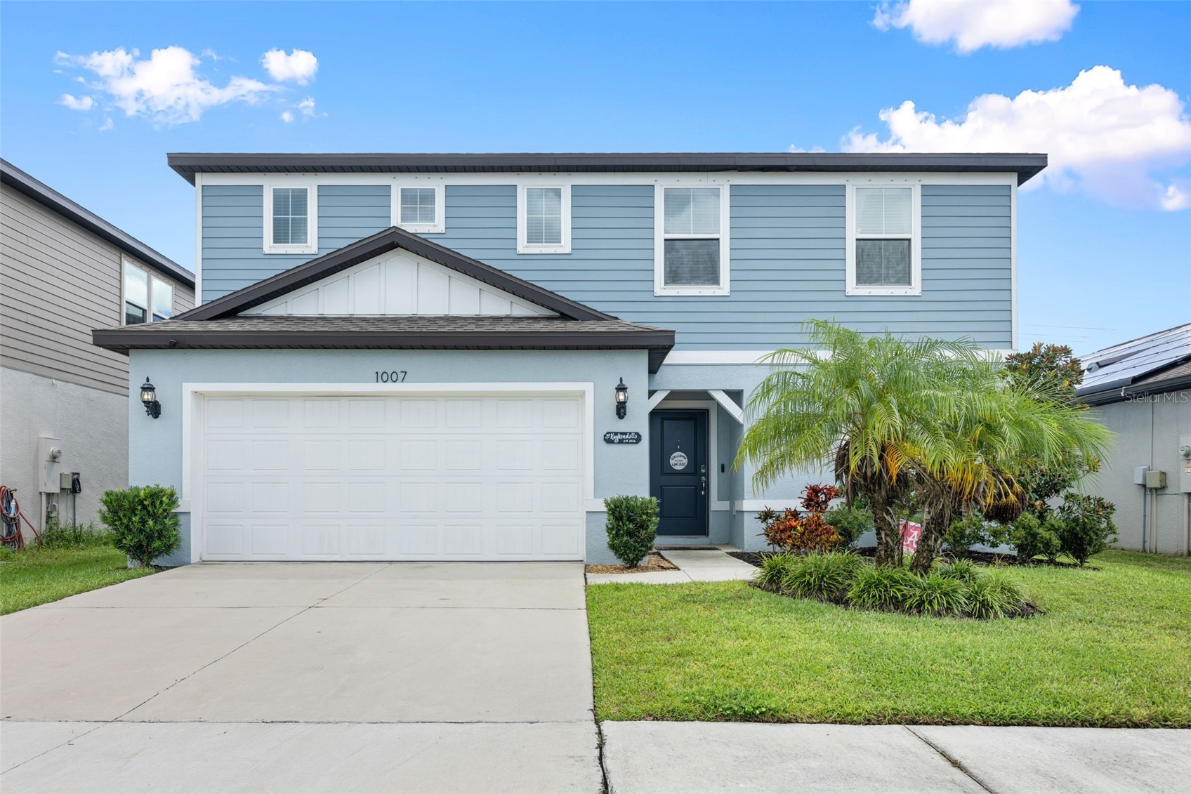 1007 GOLDEN SHINER AVENUE