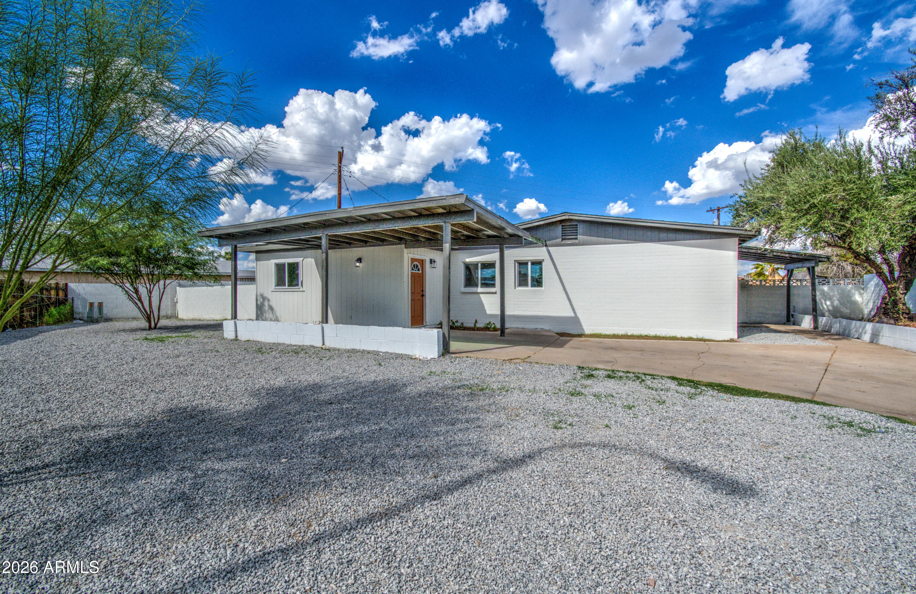 7626 W SHEILA Lane, Phoenix, AZ 85033