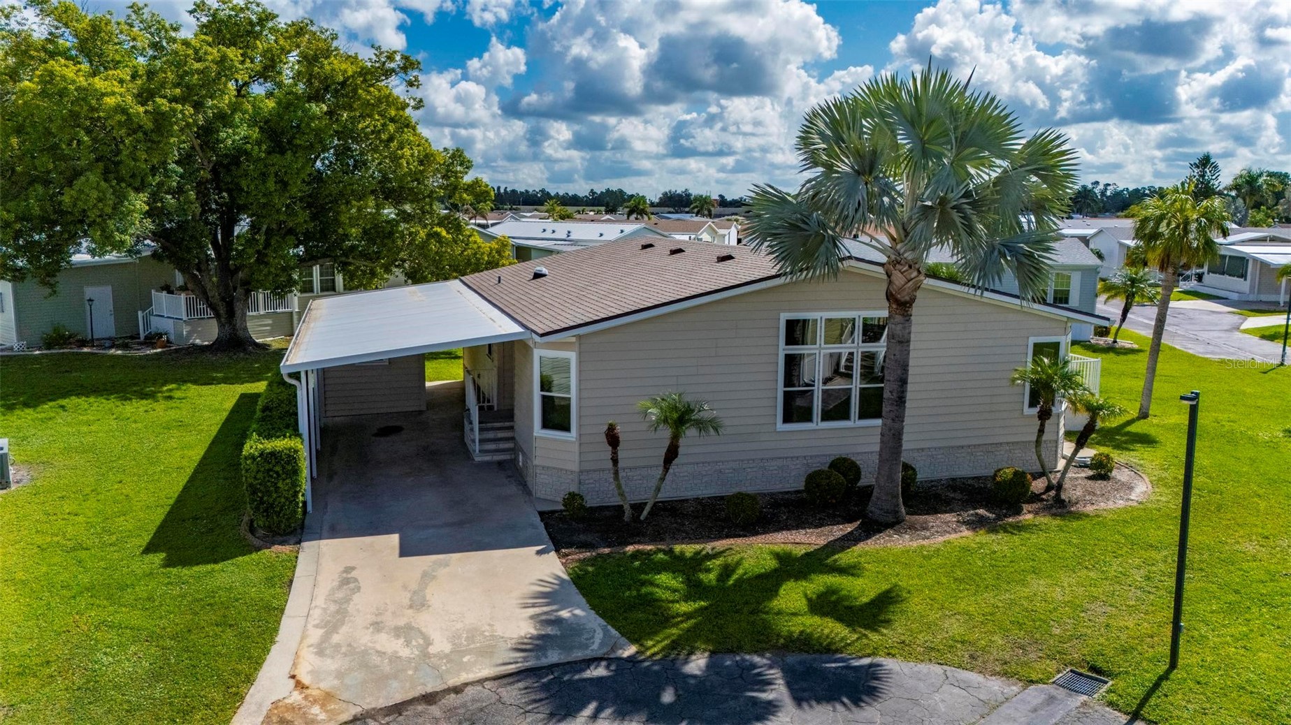1000 KINGS HIGHWAY 105