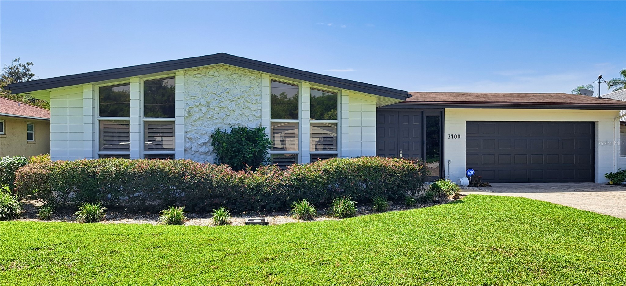 2400 LAUDERDALE COURT