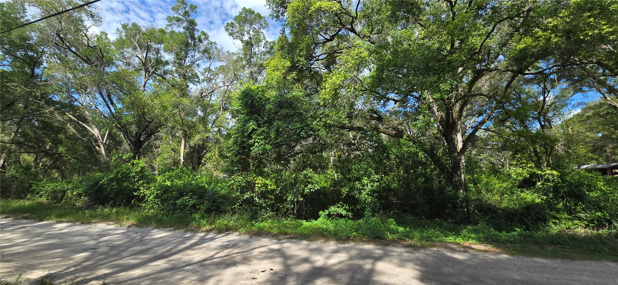 15621 DAYBREEZE DRIVE