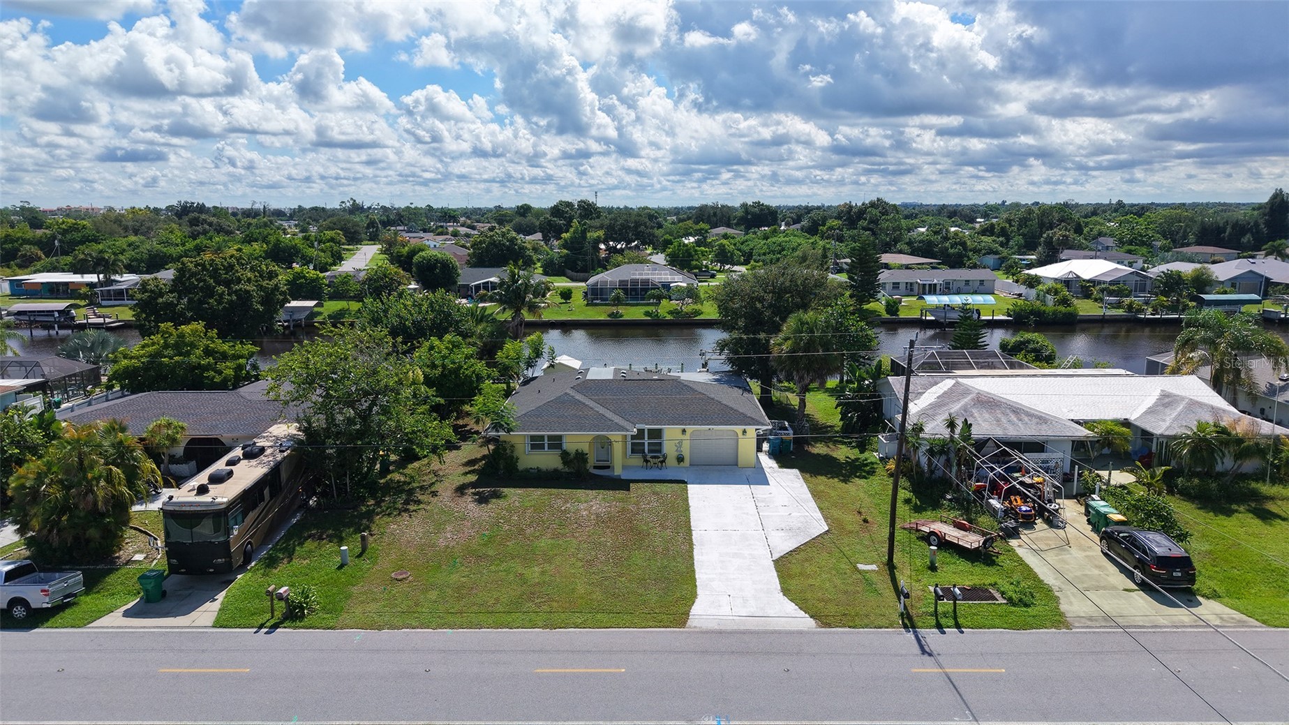 481 W TARPON BOULEVARD NW