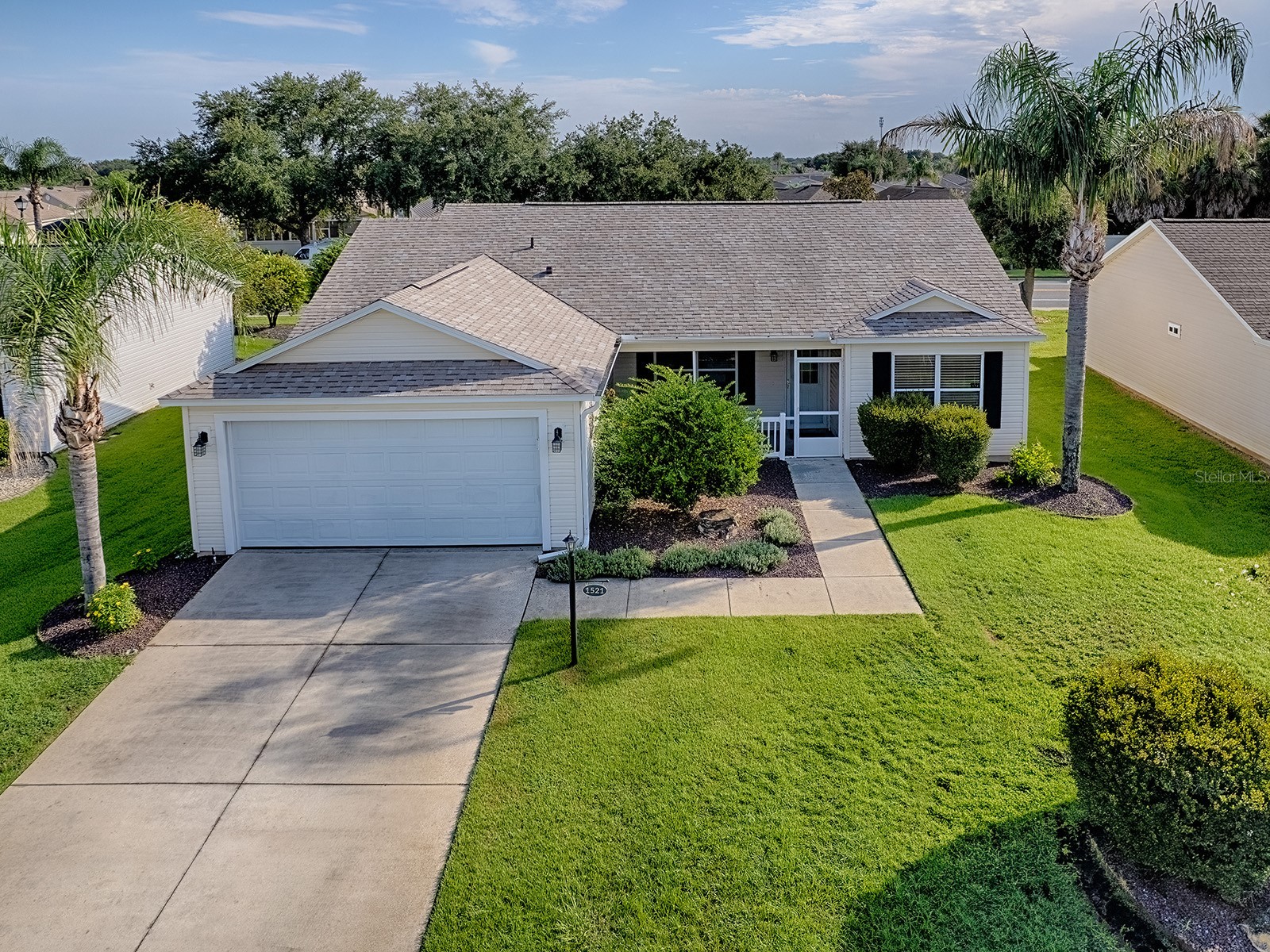 1521 HOLLYBERRY PLACE