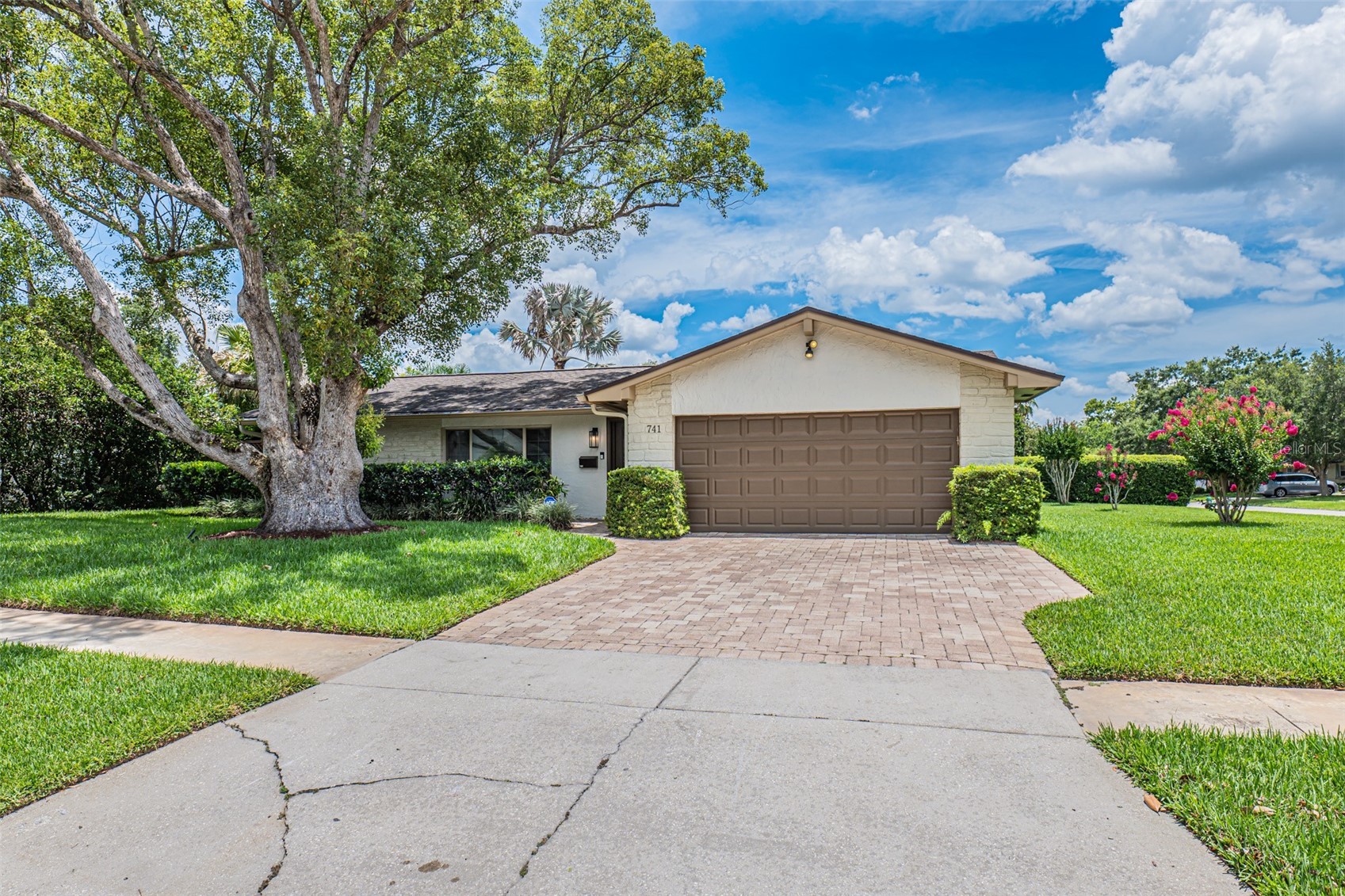 741 BROOKSIDE ROAD