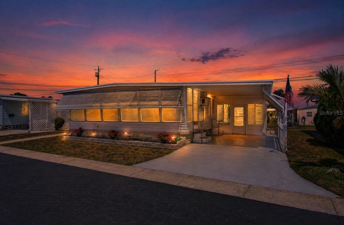 2000 E BAY DRIVE 85