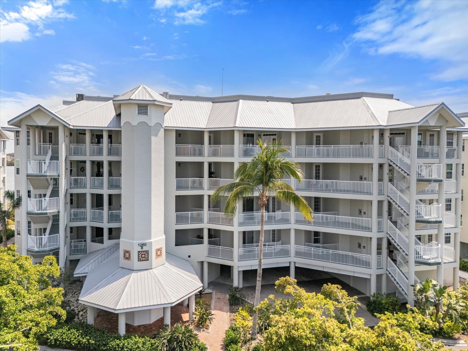 1260 DOLPHIN BAY WAY 404