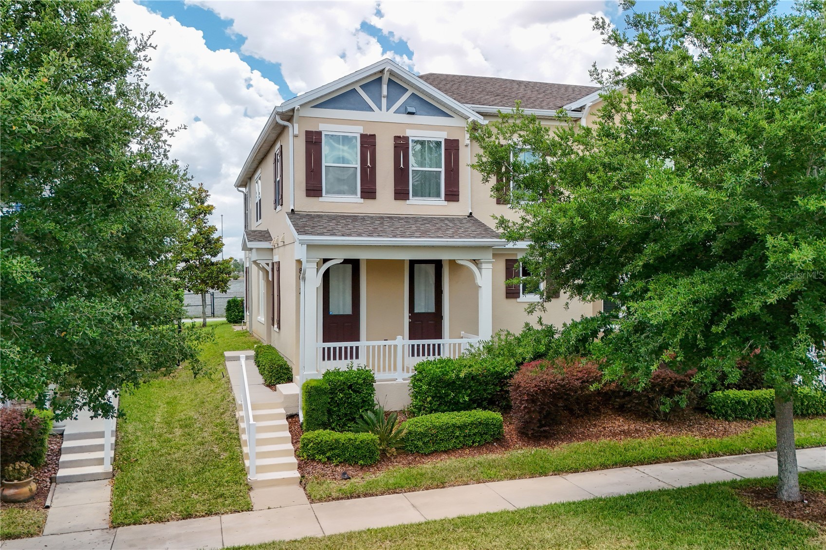 8012 BLUEJACK OAK DRIVE