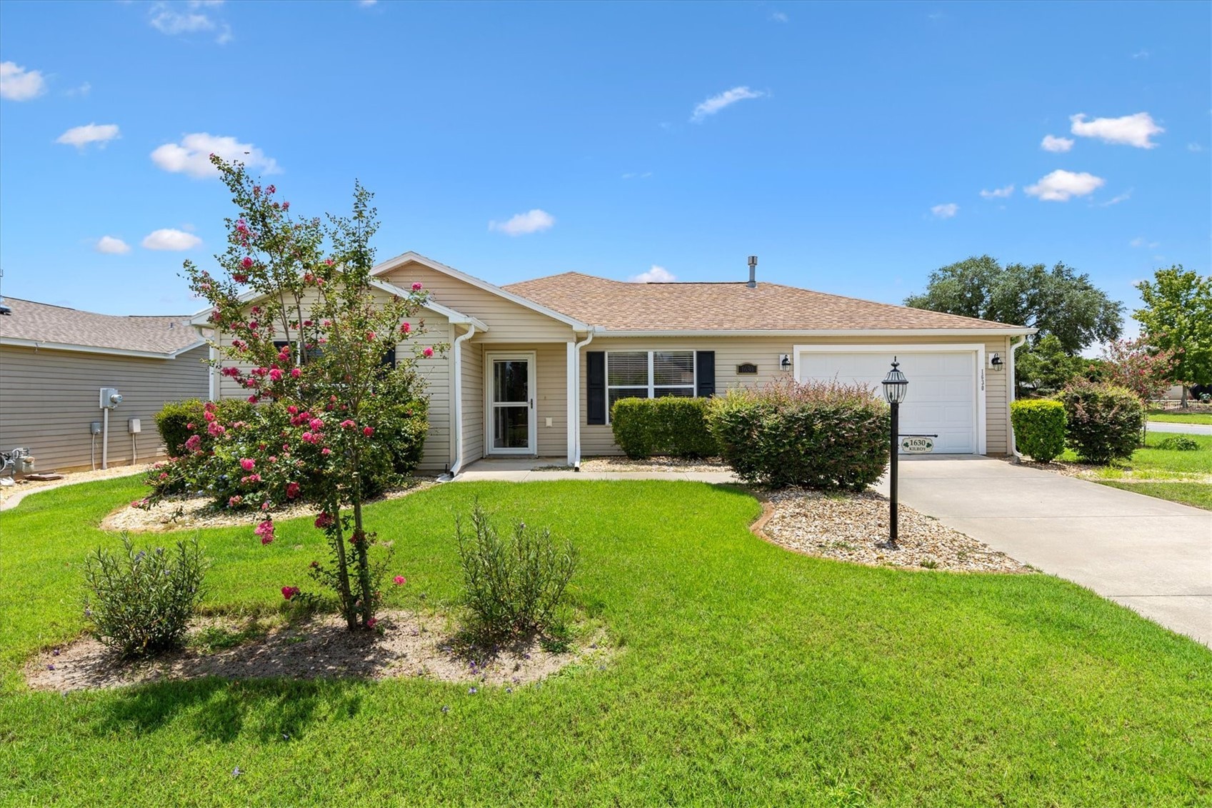 1630 ABERCROMBIE WAY