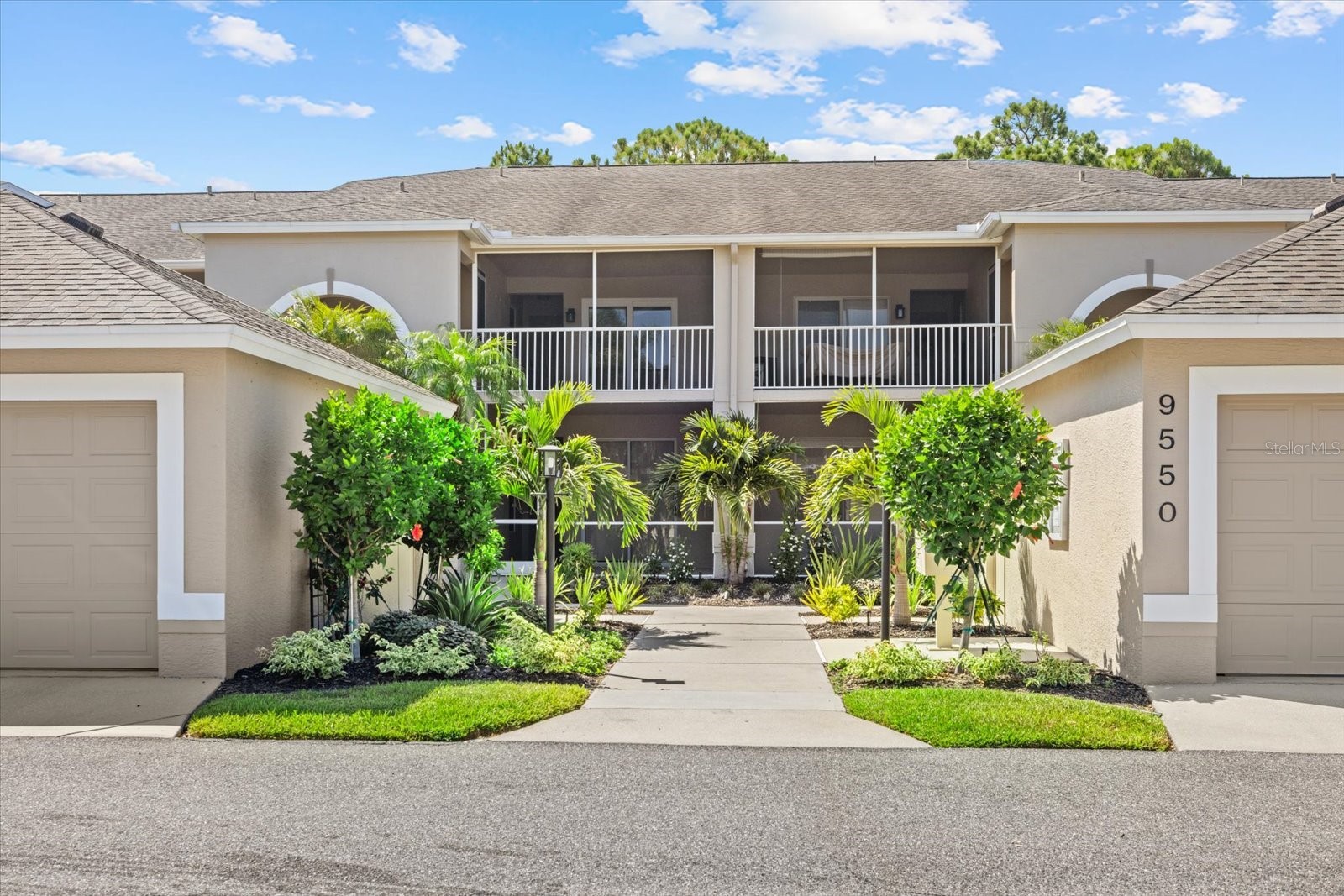 9550 HIGH GATE DRIVE 1525