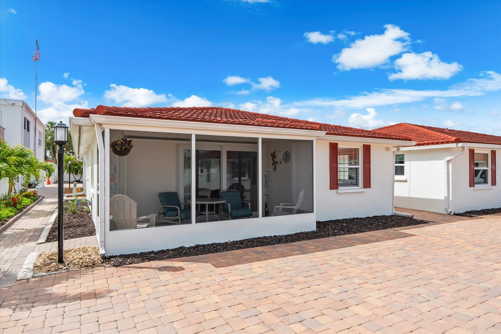 6154 MIDNIGHT PASS ROAD B1
