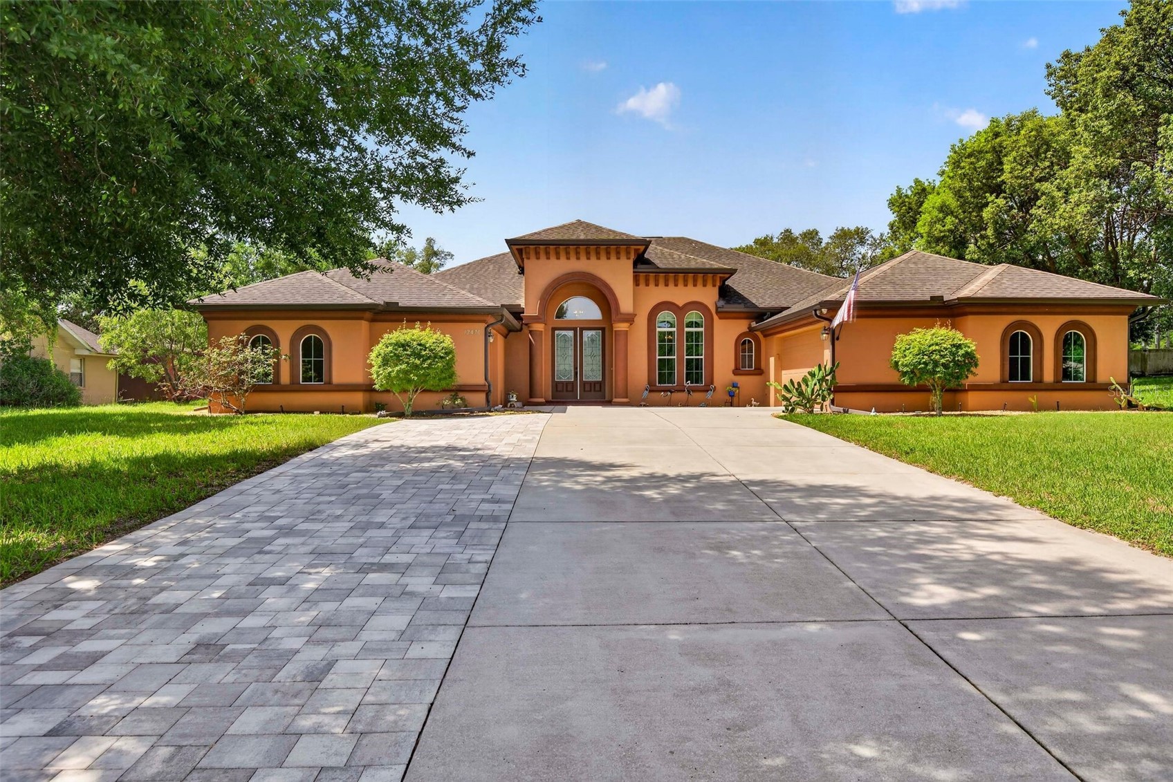 12470 HUNTINGTON WOODS AVENUE