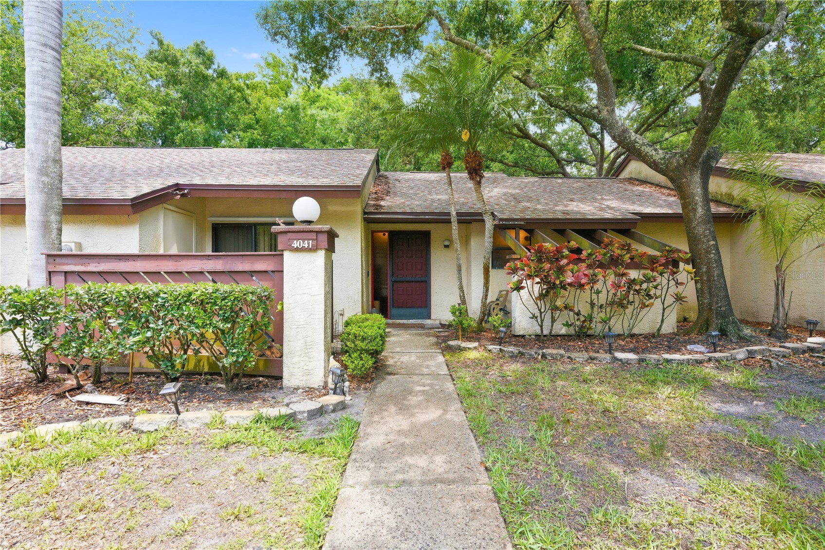 4041 ARROWWOOD COURT 4041