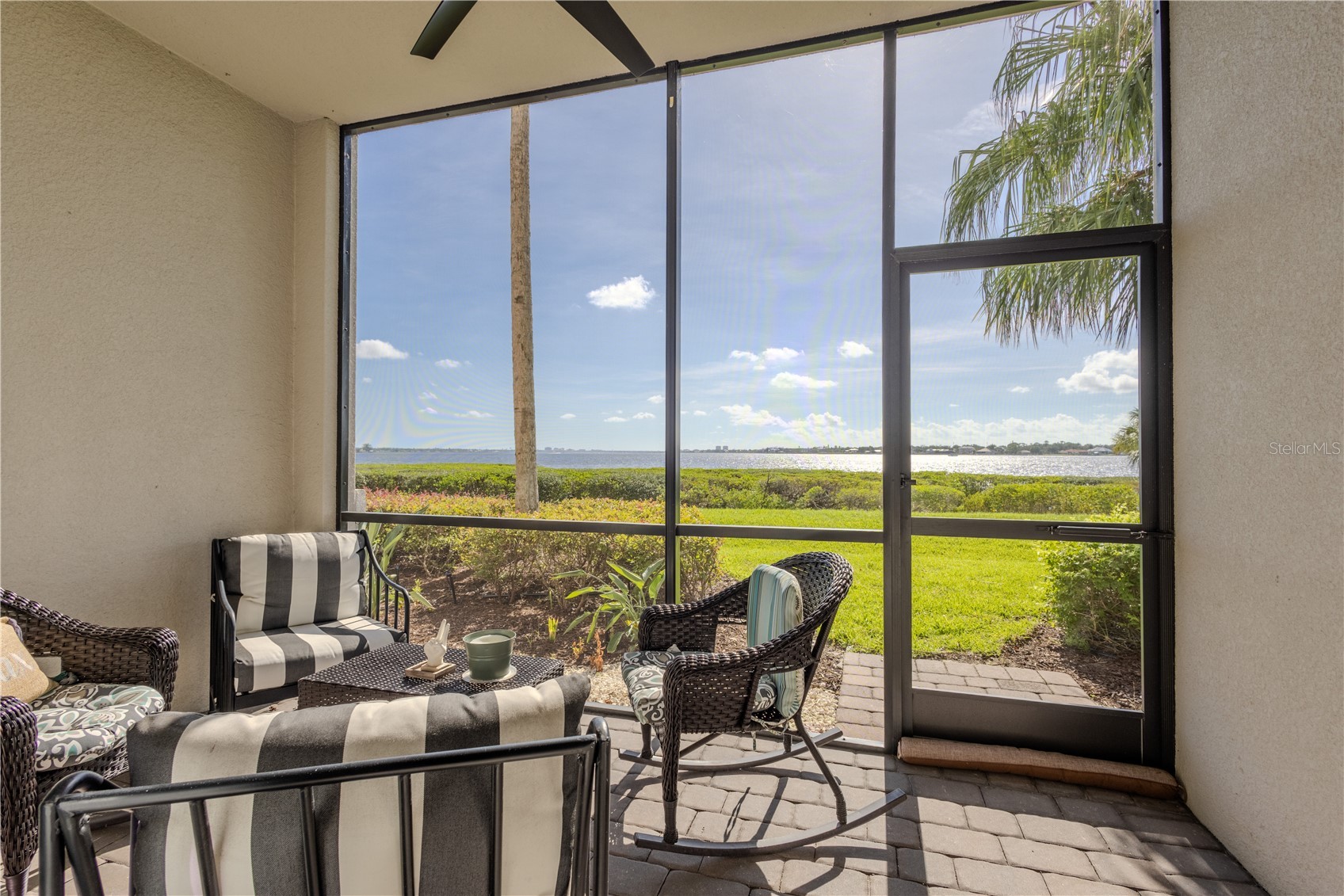 1030 TIDEWATER SHORES LOOP 104