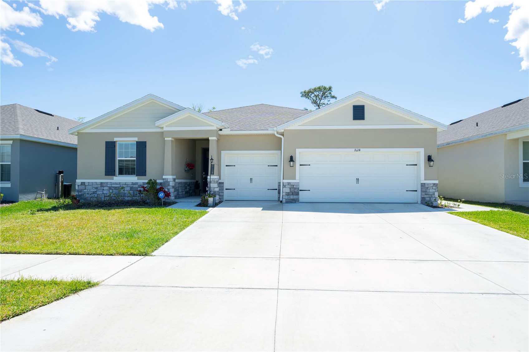1624 BARBERRY DRIVE