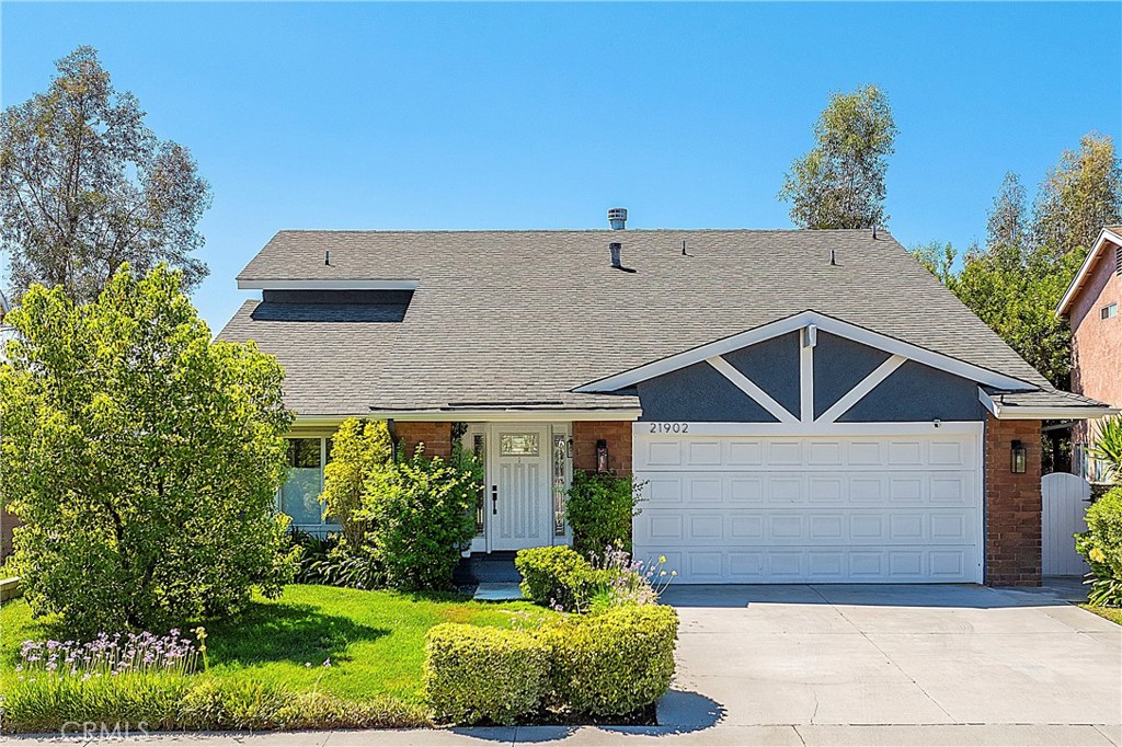 21902 Grovepark Drive
