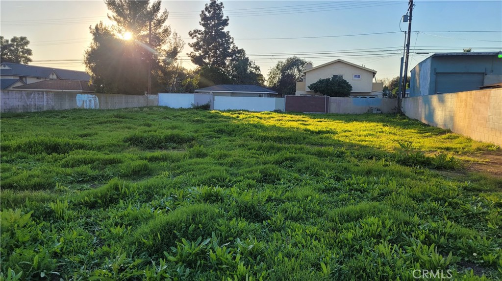 227 N Azusa Avenue