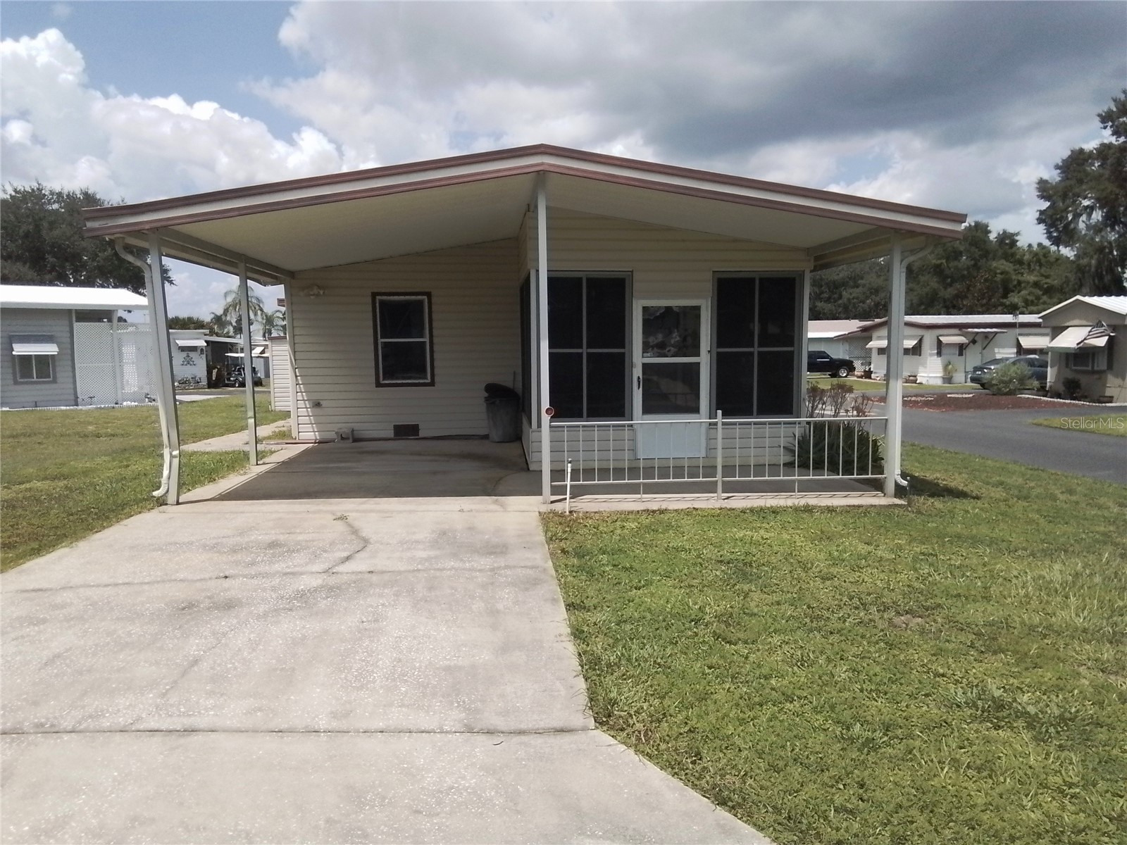 915 MARK ROAD