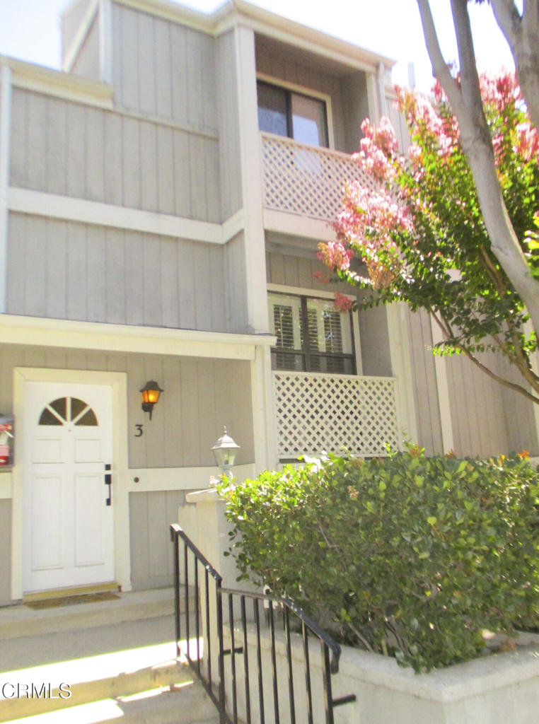 965 E Del Mar Boulevard 3