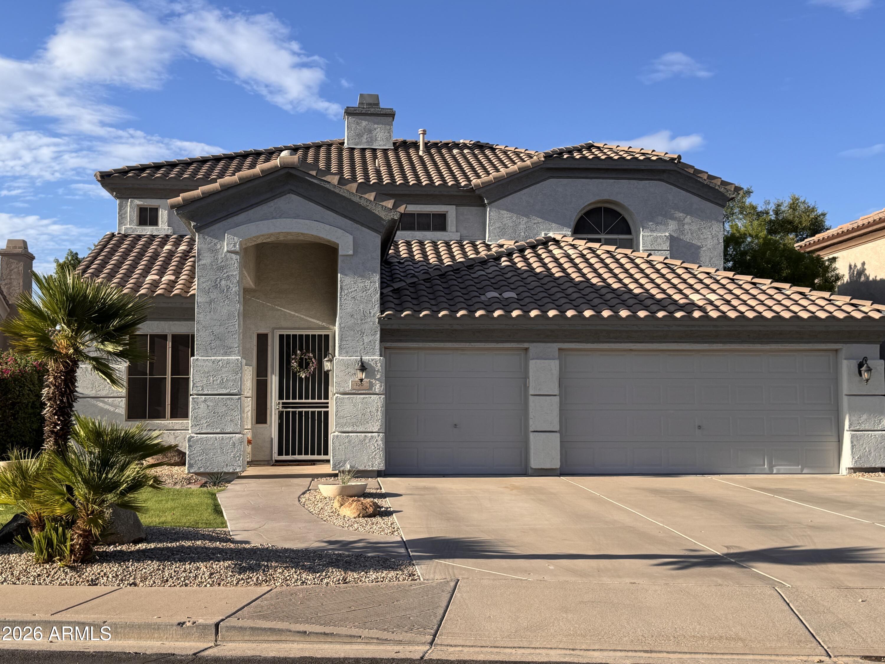 320 W LEAH Avenue, Gilbert, AZ 85233