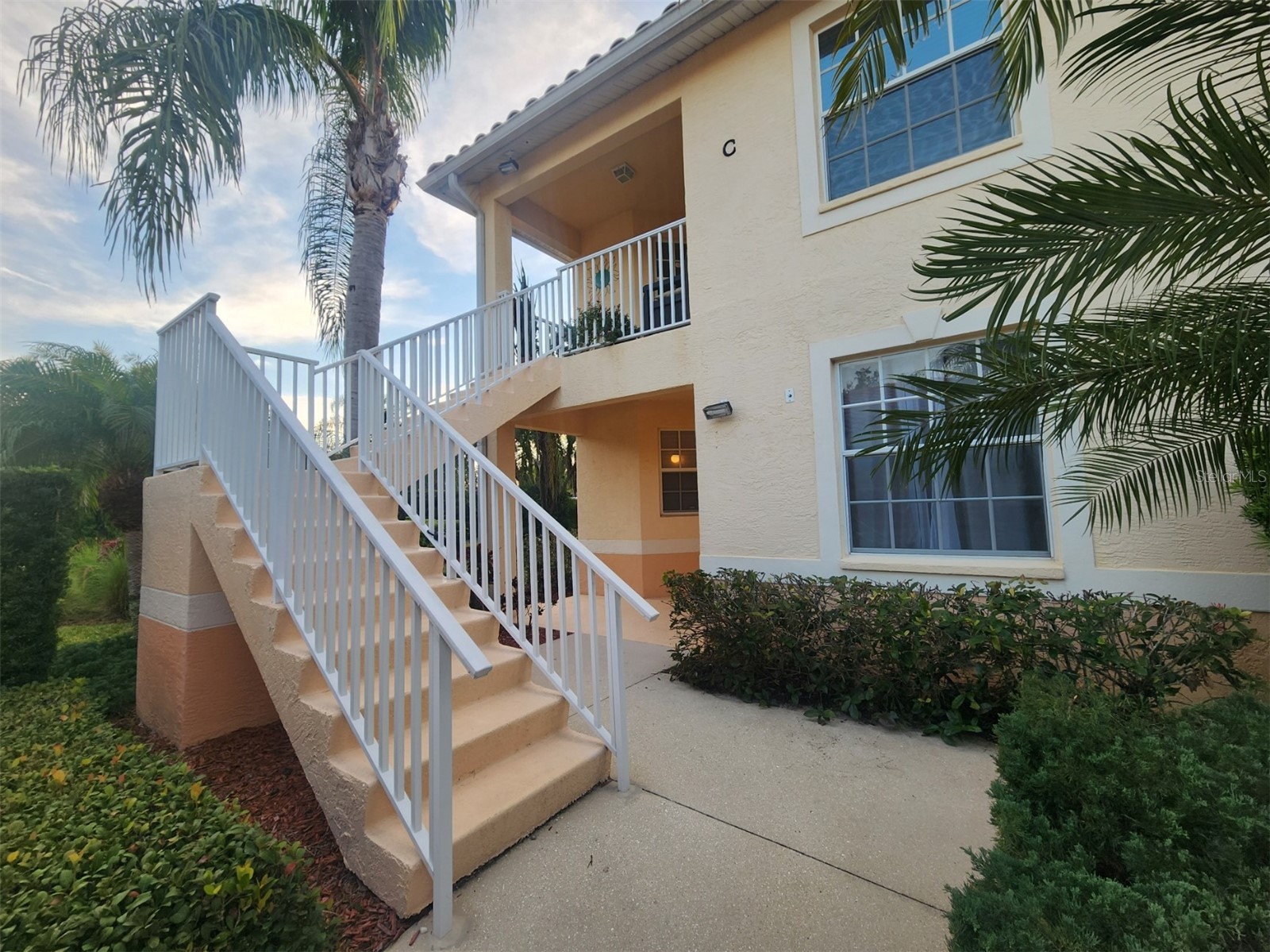 4442 CORSO VENETIA BOULEVARD A14
