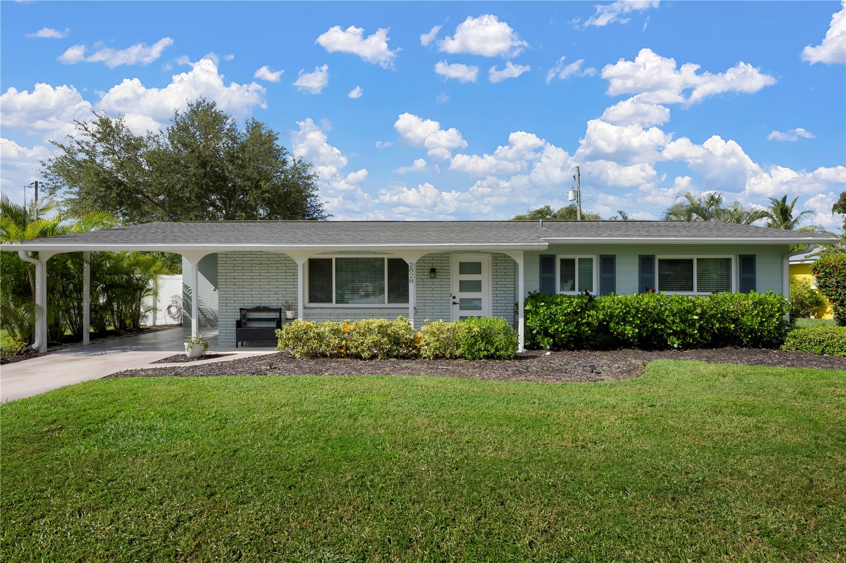 2828 GULF GATE DRIVE