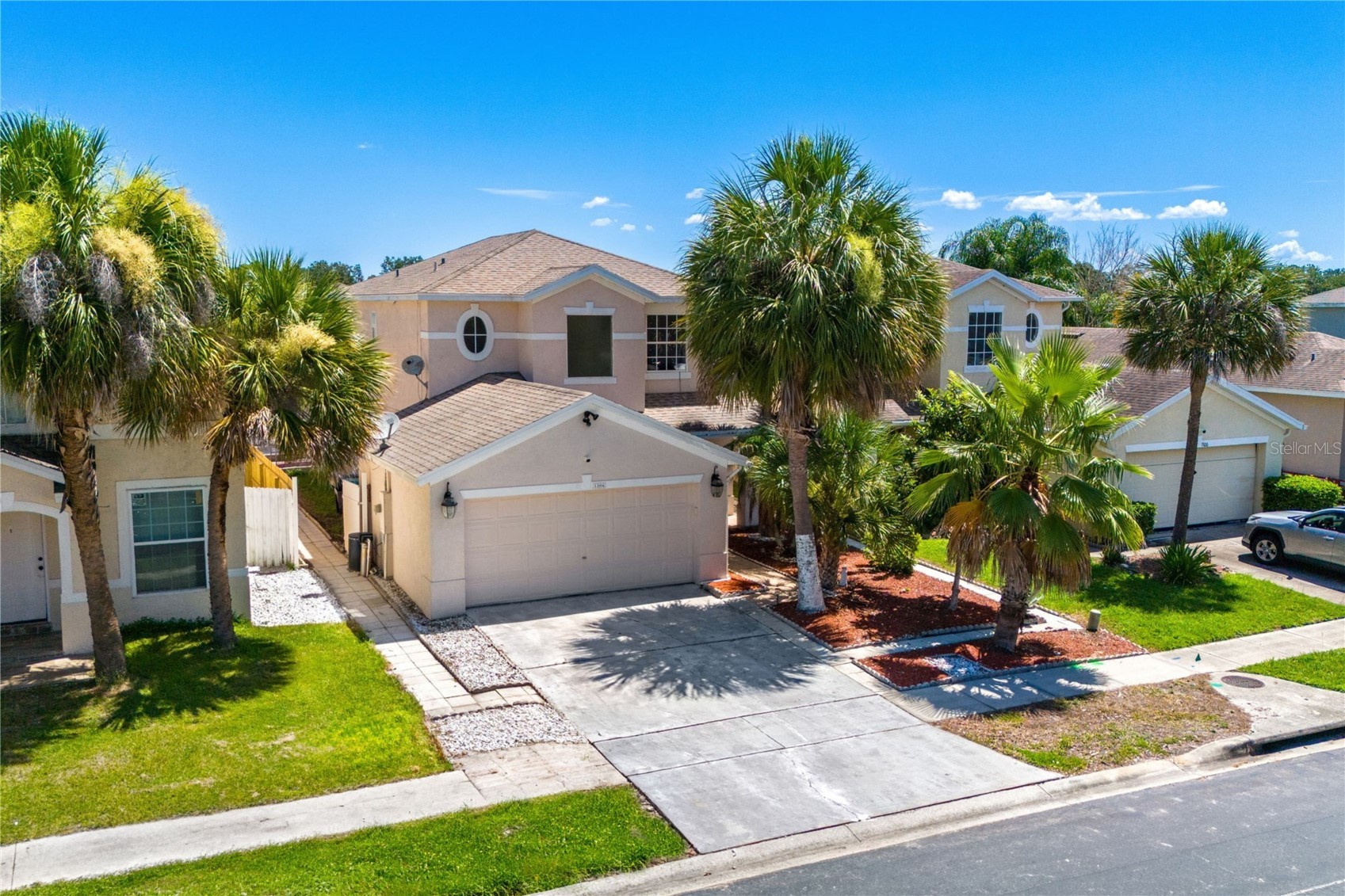 1304 TIMBERBEND CIRCLE